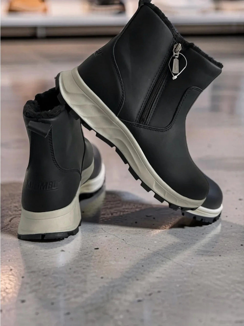Khombu Sienna Women’s Size 6 Black All Weather Memory Foam Ankle Boots NIB